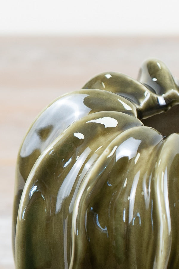 16.7cm x 16.7cm x 18cm