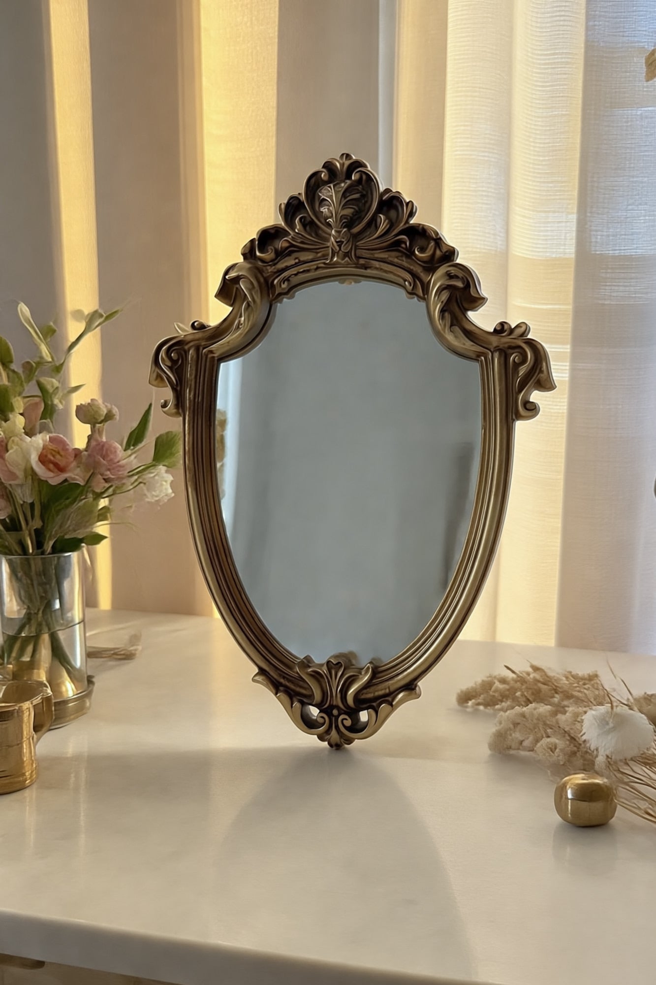 H 29.4 cm × W 20.5 cm