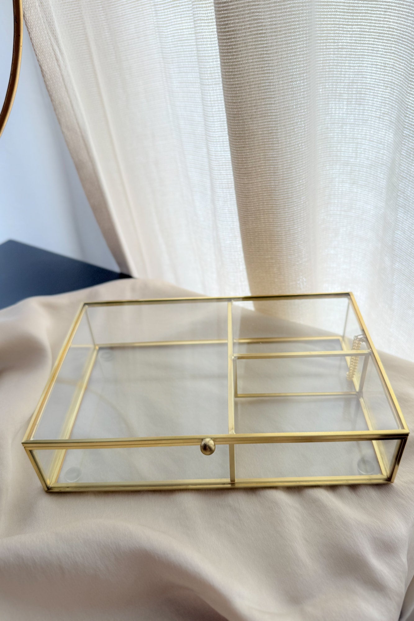 L 20 cm × W 13 cm × H 4.5 cm